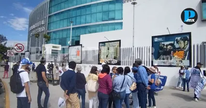 Protestan en FGE Puebla contra las denuncias falsas; acuden familiares de Yeudiel N