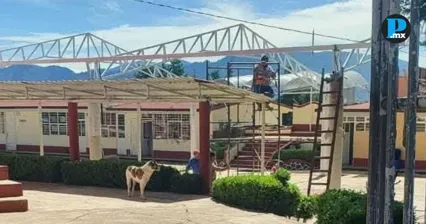  Denuncian riesgos por obra en telesecundaria de Tepoxcuautla