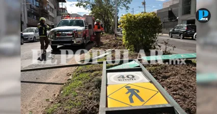 Viento desprende domo, lonas y se&ntilde;al&eacute;tica en la capital poblana