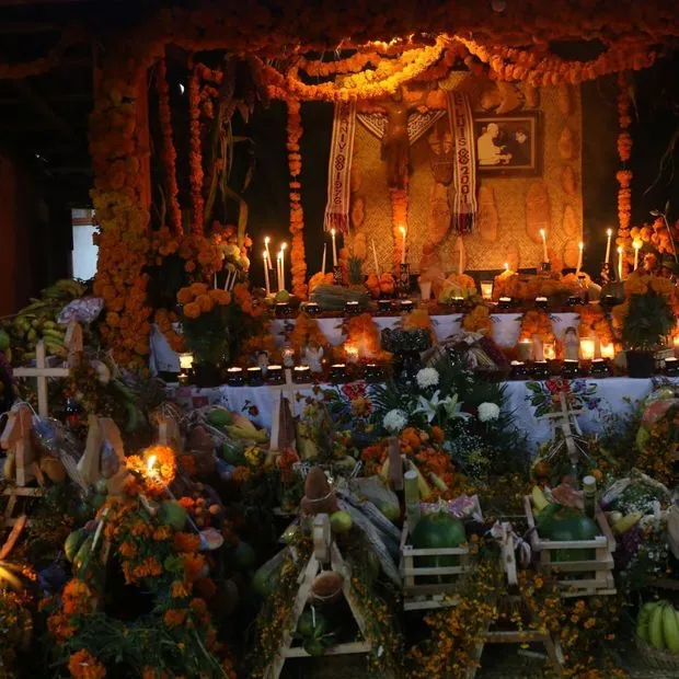 Ninín y la ofrenda de las cazuelas