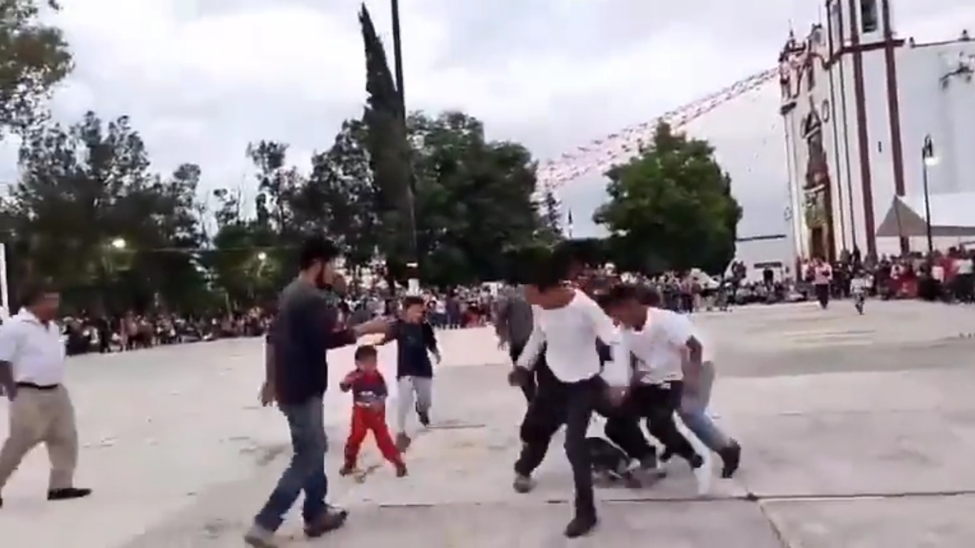 El juego se salió de control cuando los niños y adolescentes además de atrapar al lechón optaron por realizar los actos de tortura