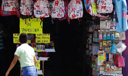 Padres gastan hasta 5 mil pesos en listas de útiles escolares