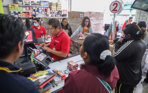 Familias gastan hasta 7 mil pesos por hijo para el regreso a clases