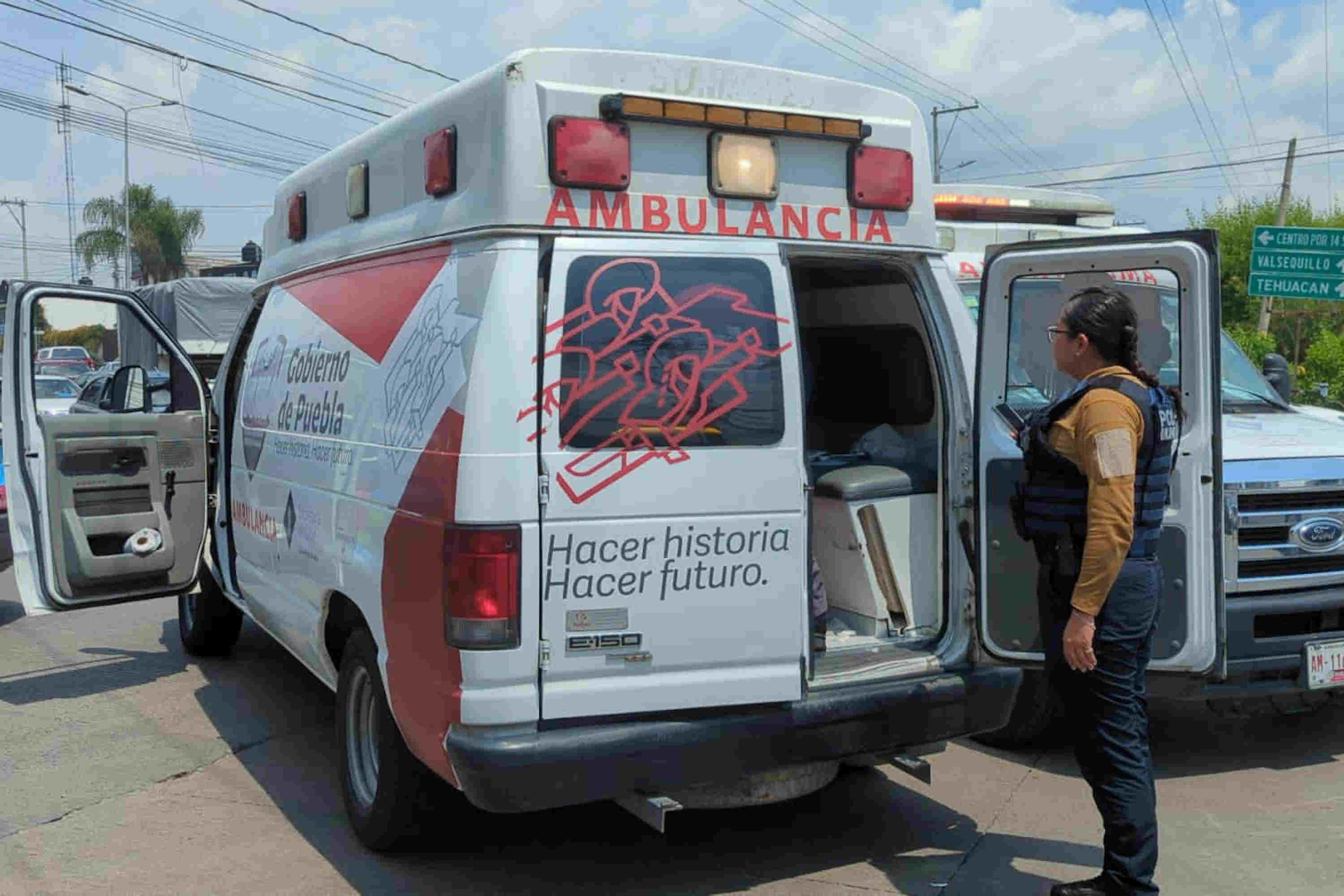 Al lugar acudieron paramédicos del municipio y brindaron atención a las afectadas, quienes fueron trasladadas al hospital