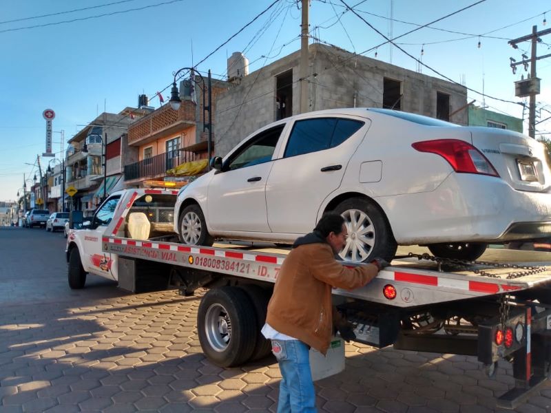 Se unificará el precio de las grúas en Puebla. Foto: EsImagen