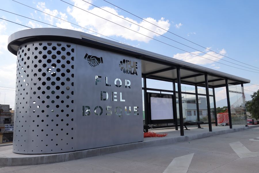 Paraderos del RUTA línea 4, Puebla. Foto: EsImagen