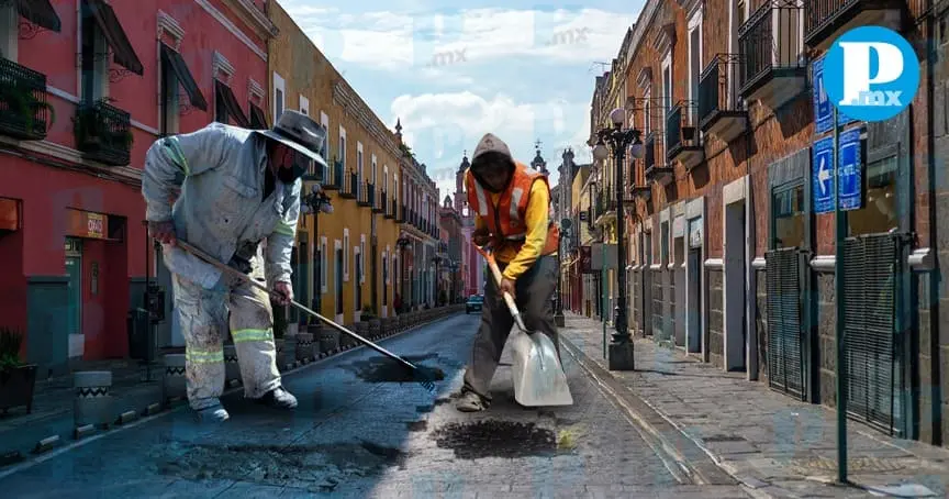 ¿Harto de los cráteres en las calles? Así puedes reportar baches en Puebla