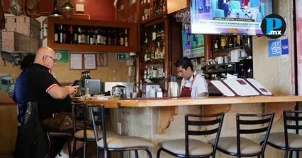 Poca afluencia en restaurantes del Z&oacute;calo de Puebla durante final del Mundial