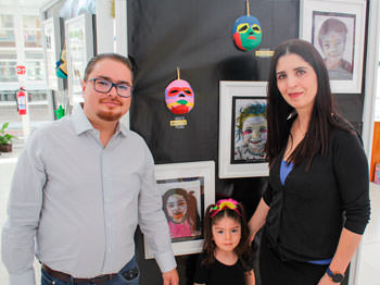 Abel, Melissa y Fernanda