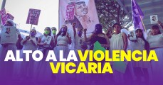 Marchan contra los feminicidios y la violencia vicaria