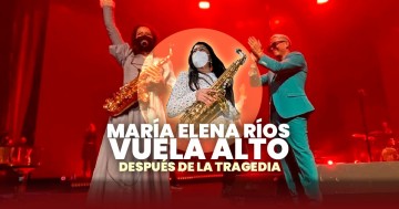 María Elena Ríos sube al escenario con Alejandro Sanz