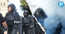 Colectivas feministas condenan violencia policiaca en marcha del 8M