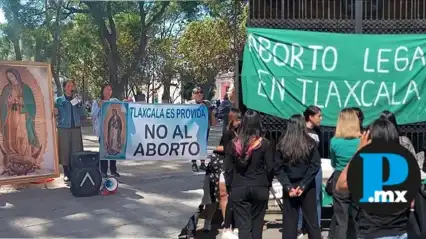 Organizaciones civiles exigen garant&iacute;as de seguridad para defensoras de derechos reproductivos en Tlaxcala.