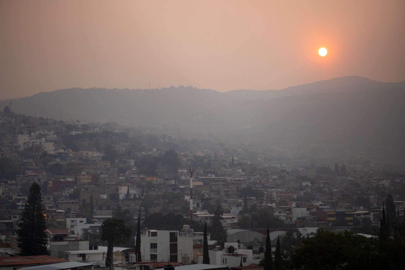 Contaminación ambiental por incendios forestales