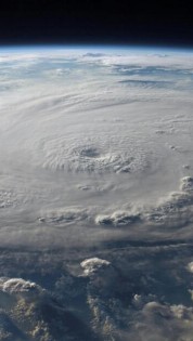 Huracán Beryl impacta las Islas de Barlovento con vientos devastadores