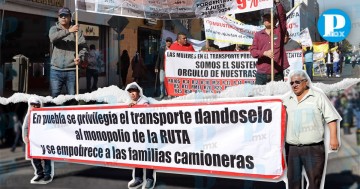 Transportistas de Puebla insisten en un aumento al pasaje