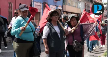 Exigieron justicia para los normalistas desaparecidos en Guerrero y también para el asesinato de Meztli Sarabia