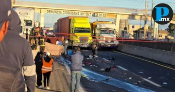 La vialidad en sentido hacia Puebla permanece cerrada, lo que ha generado una fuerte carga vehicular en la zona