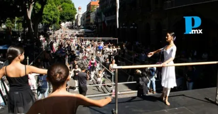 Puebla vibra con la clase masiva de Elisa Carrillo