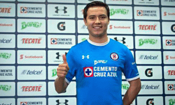 Cruz Azul presenta al “Cubo” Torres como su nuevo refuerzo
