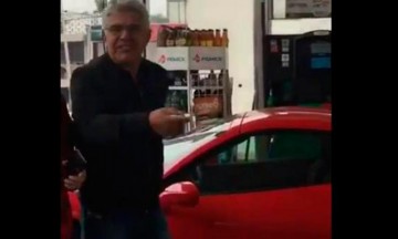 Se queja Tuca Ferretti del gasolinazo