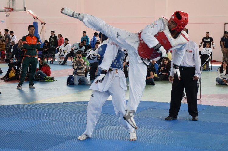 Califican taekwondoines de UDLAP a fase regional del CONDDE