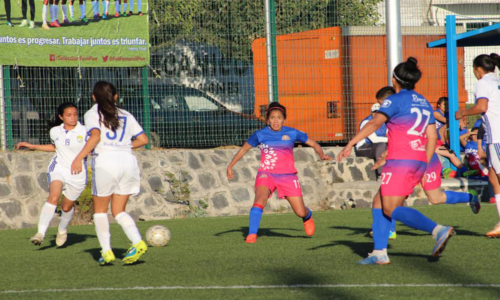 Golea 6-0 Selección Femenil Puebla a Real Jarochas