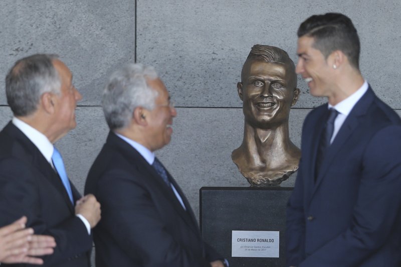 Rebautizan aeropuerto en honor de Cristiano Ronaldo