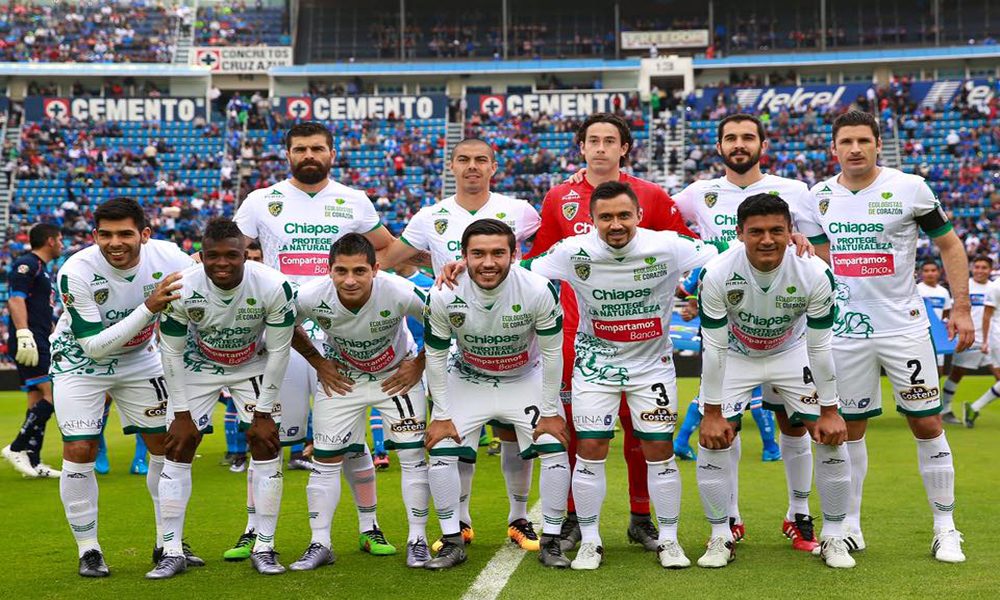 Separan a cinco jugadores de Jaguares por recorte de personal