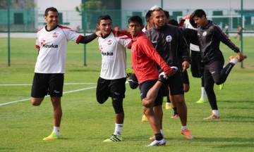 Afilan colmillos Lobos para liguilla