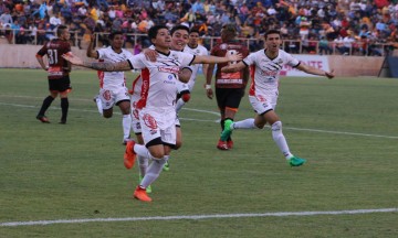 Dramático pase de Lobos a semifinales
