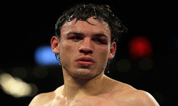 Así se curó las heridas Chávez Jr tras perder con el Canelo