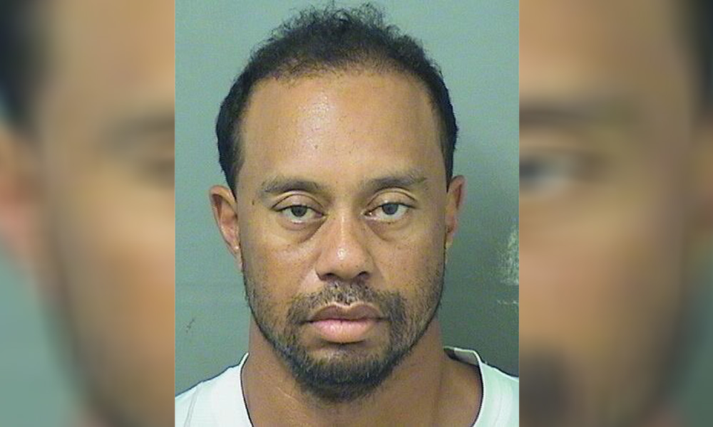 Detienen al golfista Tiger Woods por conducir alcoholizado