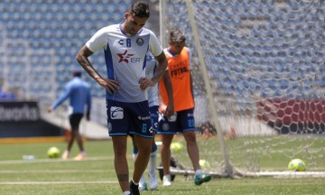 Iniciará Club Puebla pretemporada con adeudos salariales