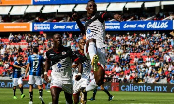 Golea Lobos BUAP a Gallos en su 1er triunfo de Liga MX