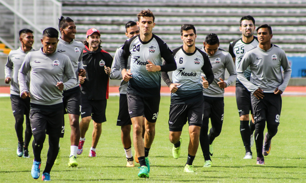 Mantendrán Lobos intensidad de entrenamientos