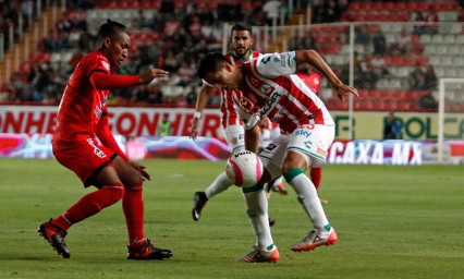 Lobos BUAP sufre goliza ante Necaxa