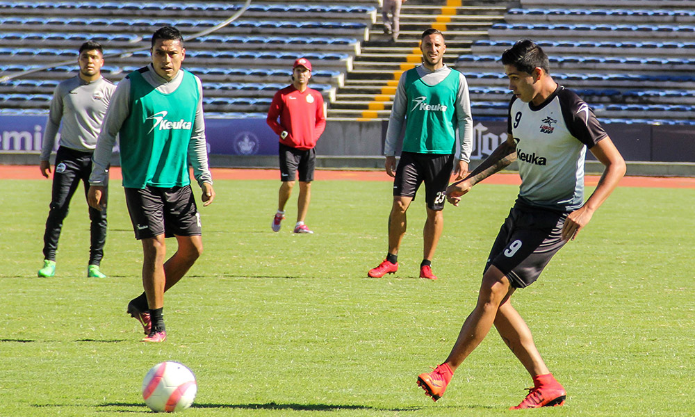 Prepara Lobos duelo ante Puebla