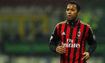 Dan c&aacute;rcel a Robinho por violaci&oacute;n