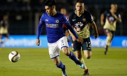 Am&eacute;rica y Cruz Azul se juegan la vida en 90 minutos