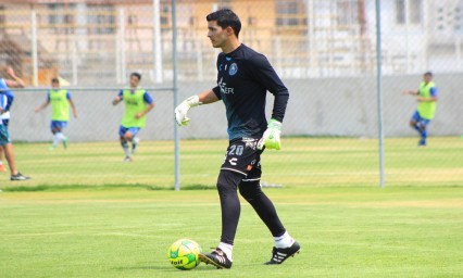 Club Puebla se despide de Villase&ntilde;or y Esparza