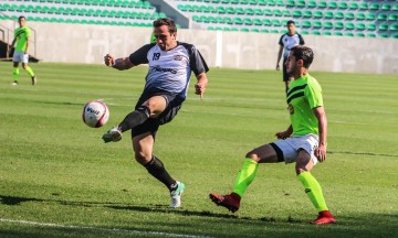 Arranca Lobos con triunfo