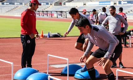 Busca Lobos cumplir objetivos