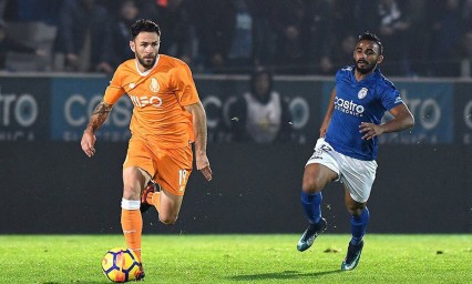 Se impone Porto 2-1 al Feirense