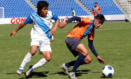 Favorecen a cinco empresas para fabricaci&oacute;n de uniformes