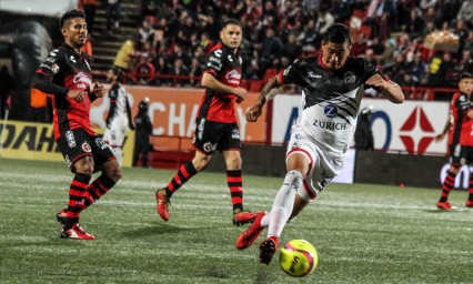 Fuerte mordida en la frontera 