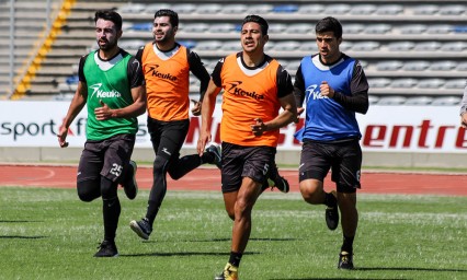 Conf&iacute;a Lobos en sumar tres puntos como visitantes