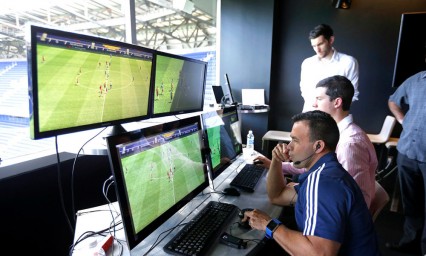 Divide a jugadores tema del Videoarbitraje