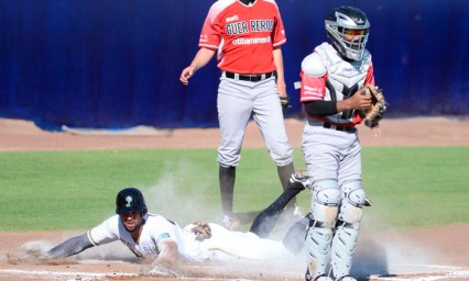 Barren Pericos con Guerreros 