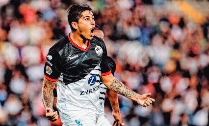 Admite Jim&eacute;nez errores de Lobos 